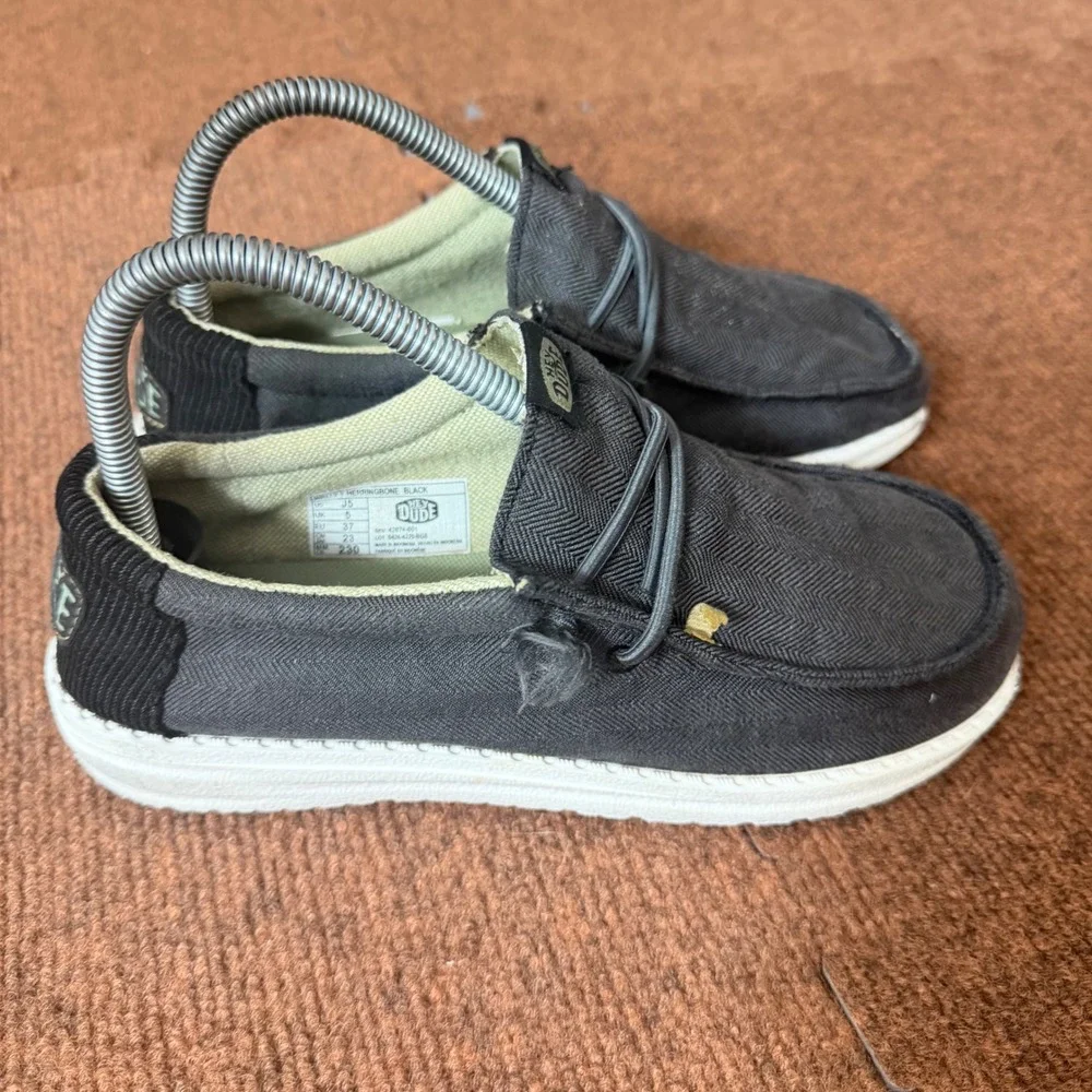 Hey Dude Wally Y Herringbone Black Slip On‎ Loafers Youth J5 42074-001